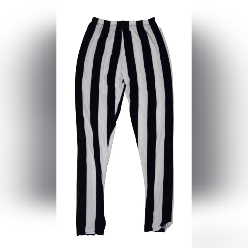 Striped Black and White Leggings